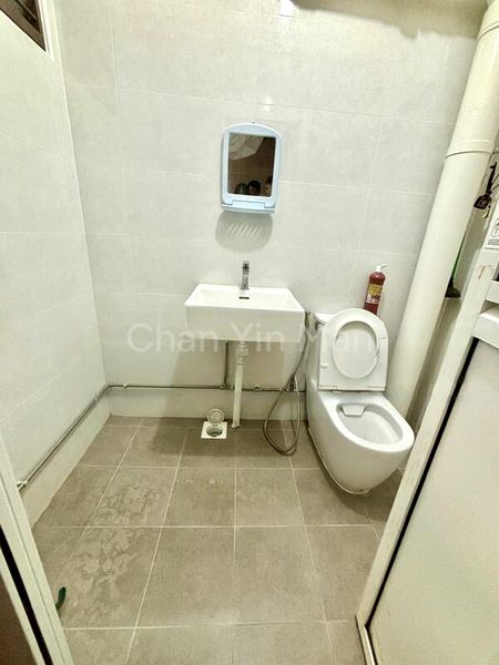 Room (HDB) for Rent in  860 Yishun Avenue 4 - Image 1
